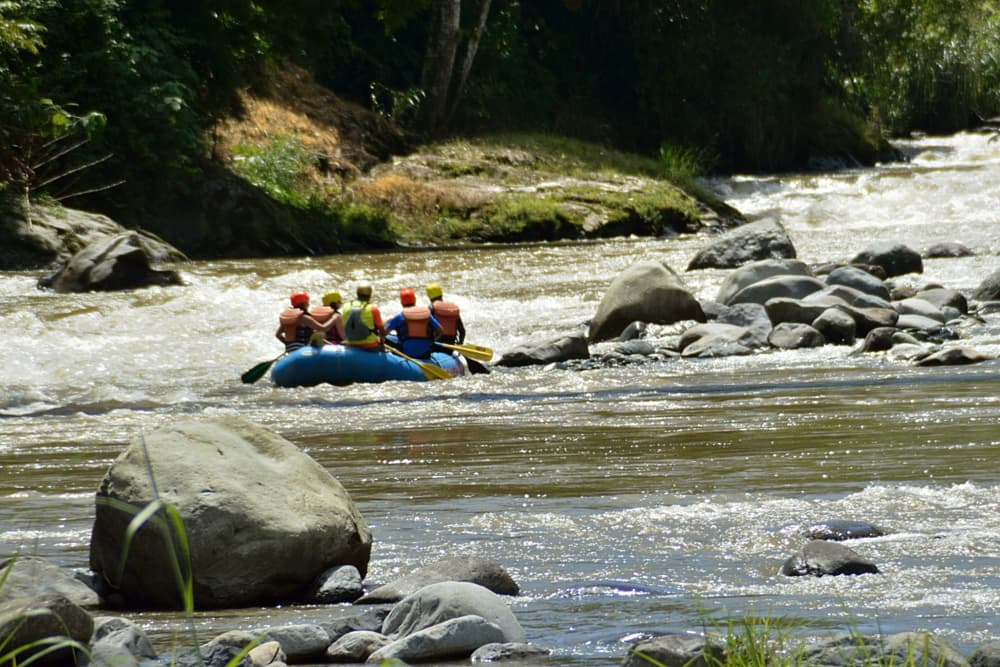 Where to Whitewater Raft in Costa Rica: The Best Spots