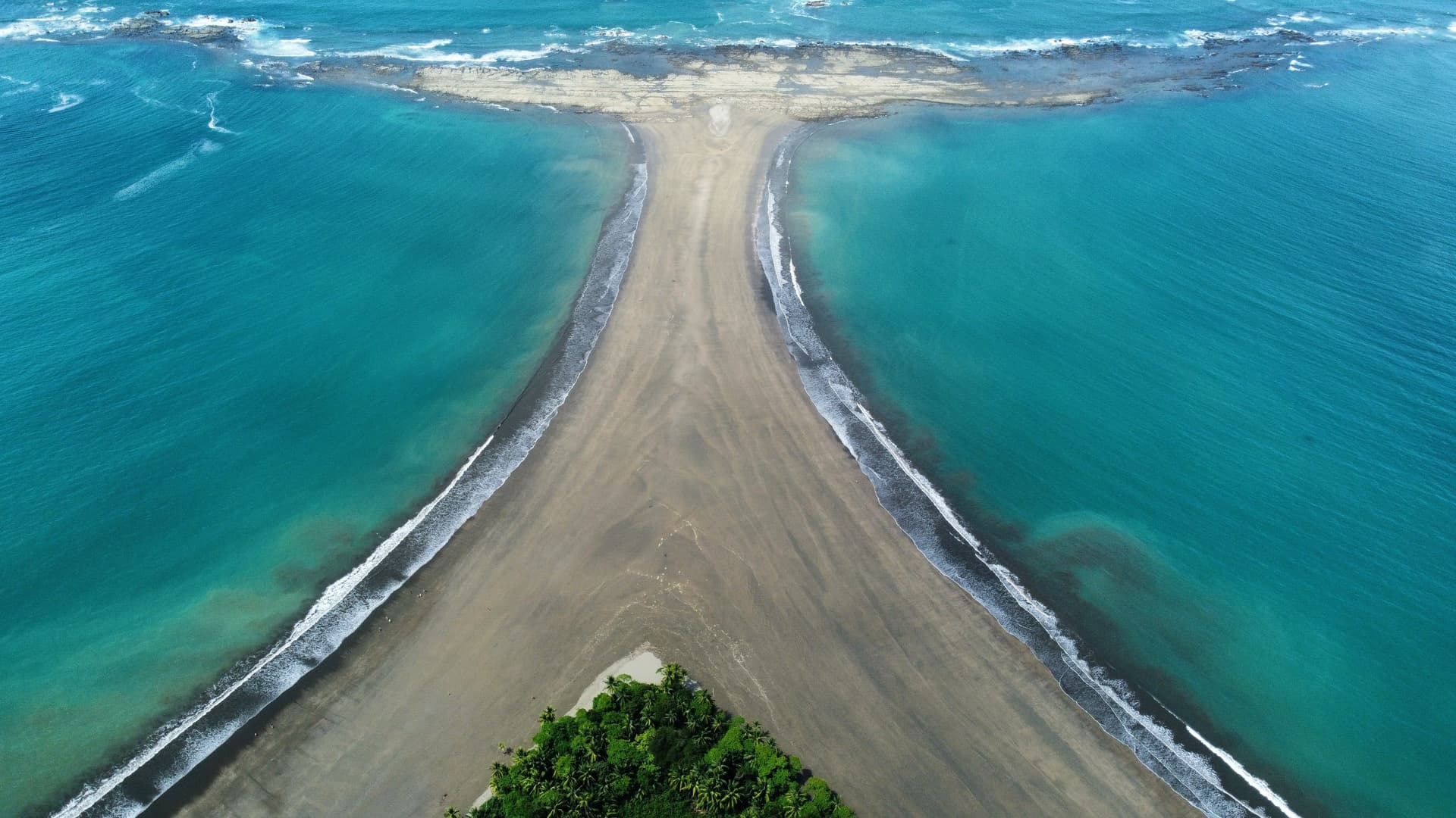 Marino Ballena National Park
